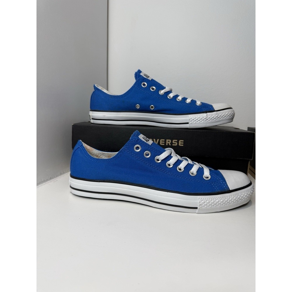 Converse All Star Low Top 10 Men / 12 Women